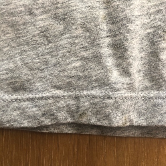 Oversized gray sequin v-neck T-shirt - Picture 5 of 6